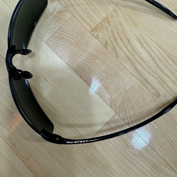 Mens Maui Jim Banyon rimless sunglasses. - Picture 3 of 6